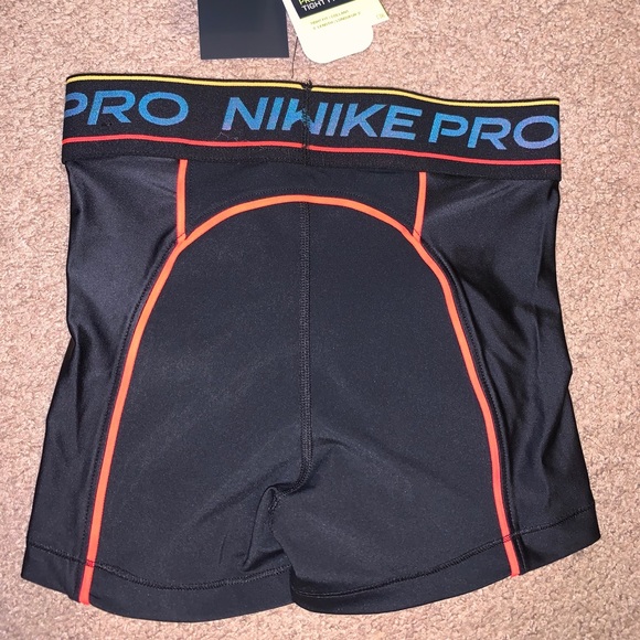 ❌sold❌Nike Pro 3” disco workout shorts NWT - Picture 7 of 12
